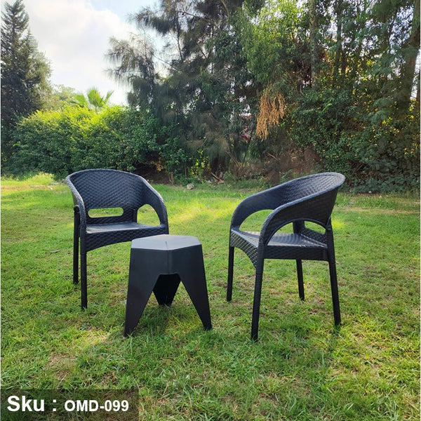 Set of 2 plastic chairs and table - OMD-099