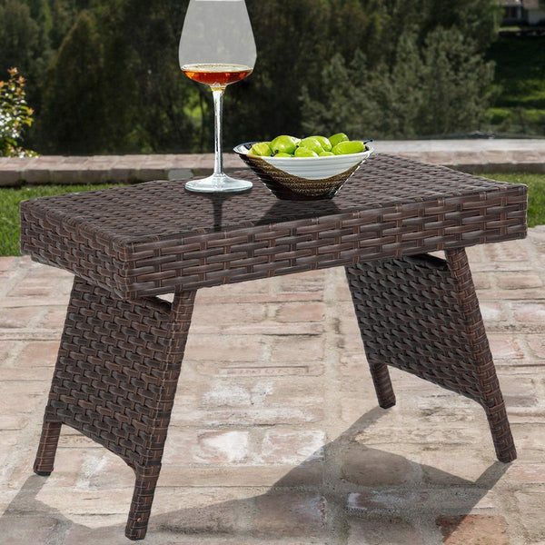 Jordi table for outdoor decor